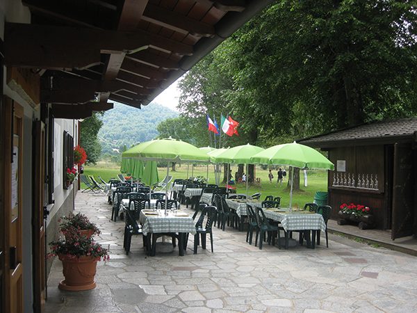 Il portico e la terrazza